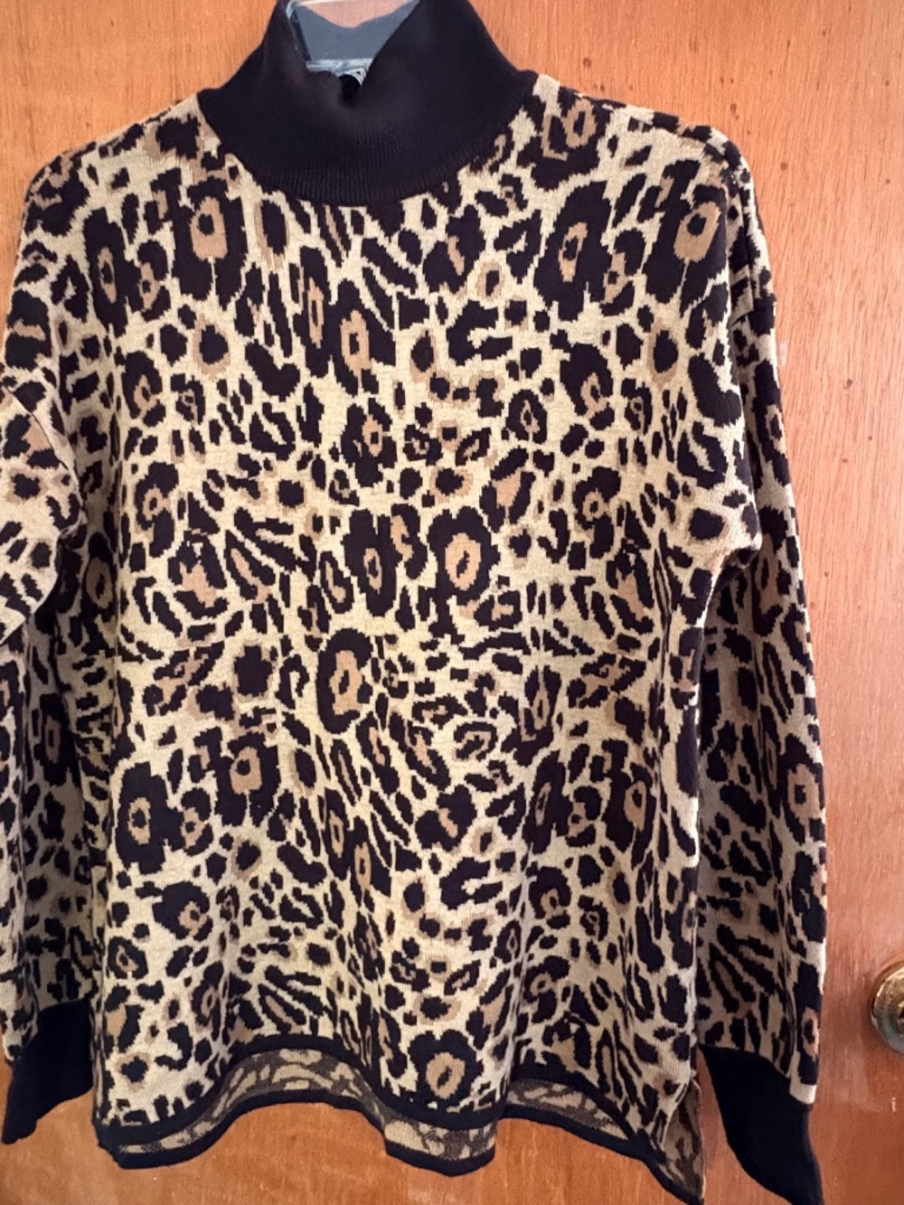 Calvin Klein Long Sleeve Mock Turtleneck Leopard Print Sweater Women's Size S
